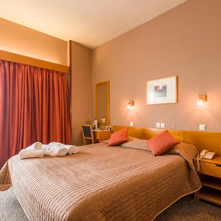 Queen Olga Hotel