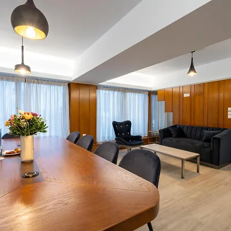 奥尔加皇后酒店 酒店 3*