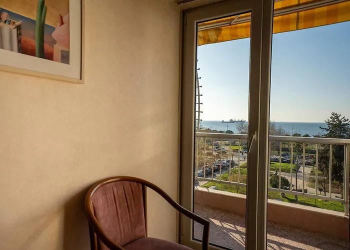 Hotel Queen Olga Tessalónica