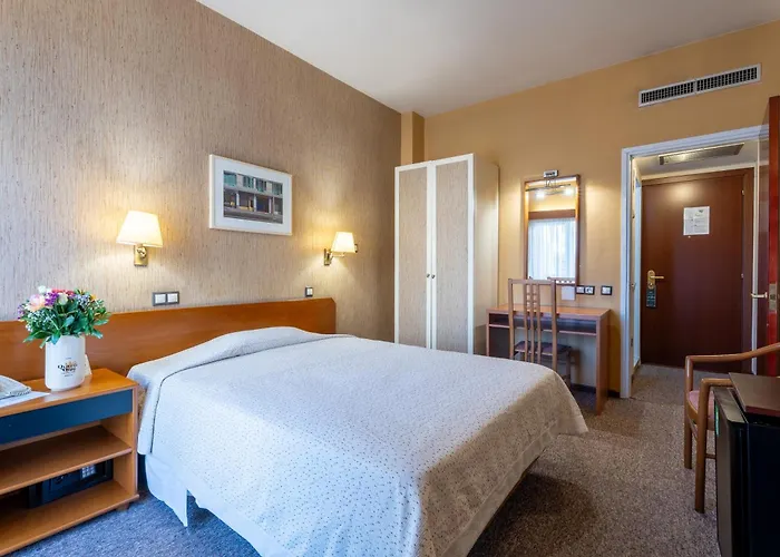 Queen Olga 3* Selanik