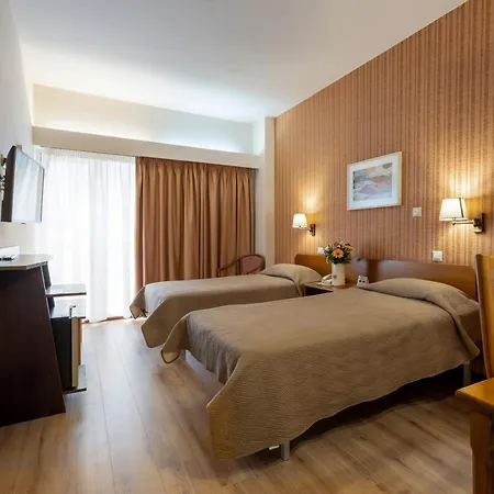 Hotell Queen Olga 3*